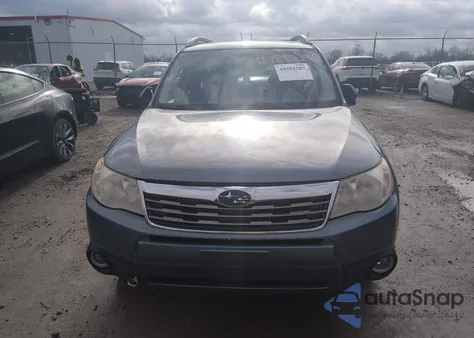 2009 Subaru Forester 2.5X Limited z USA, uszkodzony, nr VIN JF2SH64679H712427